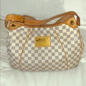Louis Vuitton Galliera Handbag White Bag.